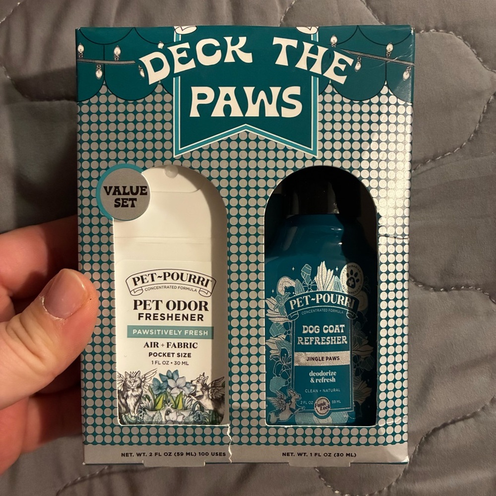 Pet-Pourri Pet Odor Freshener Set Deck the Paws Dog Coat Refresher Pocket Size 2
